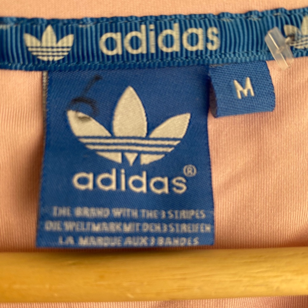 🔥ADIDAS TOP🔥 - Picture 3 of 4